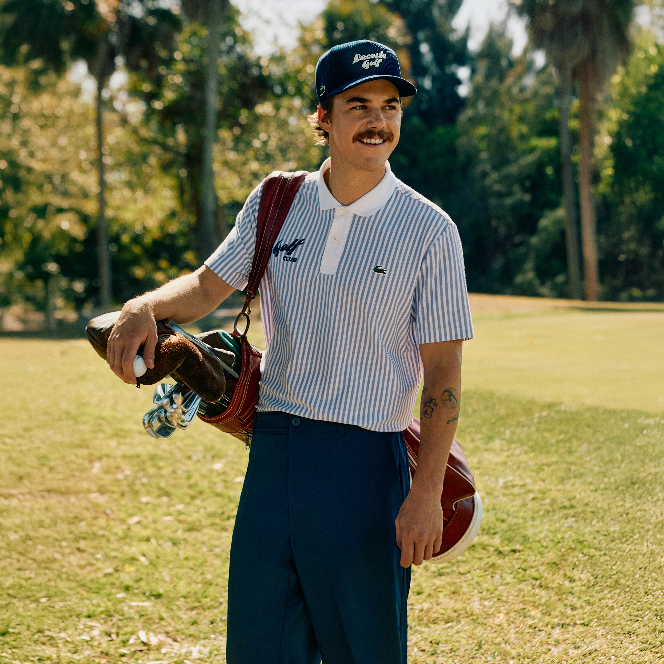 Lacoste sports パープルパーカー　ビックロゴ　 size US S image_5649f11b-474b-46c2-9f99-