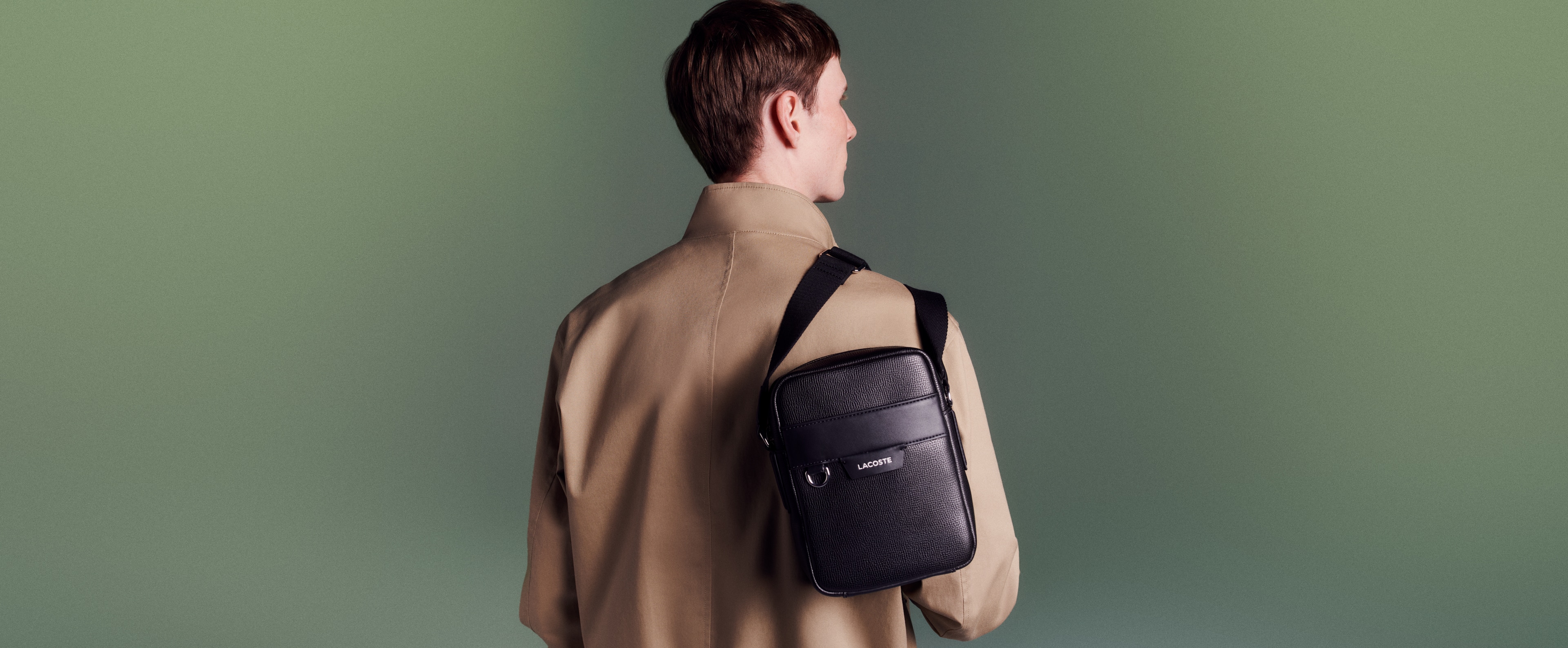 LACOSTE SOFT MATEフルグレインレザースマホケースウォレット ラコステ LACOSTE SOFT MATEフルグレインレザースマホケース