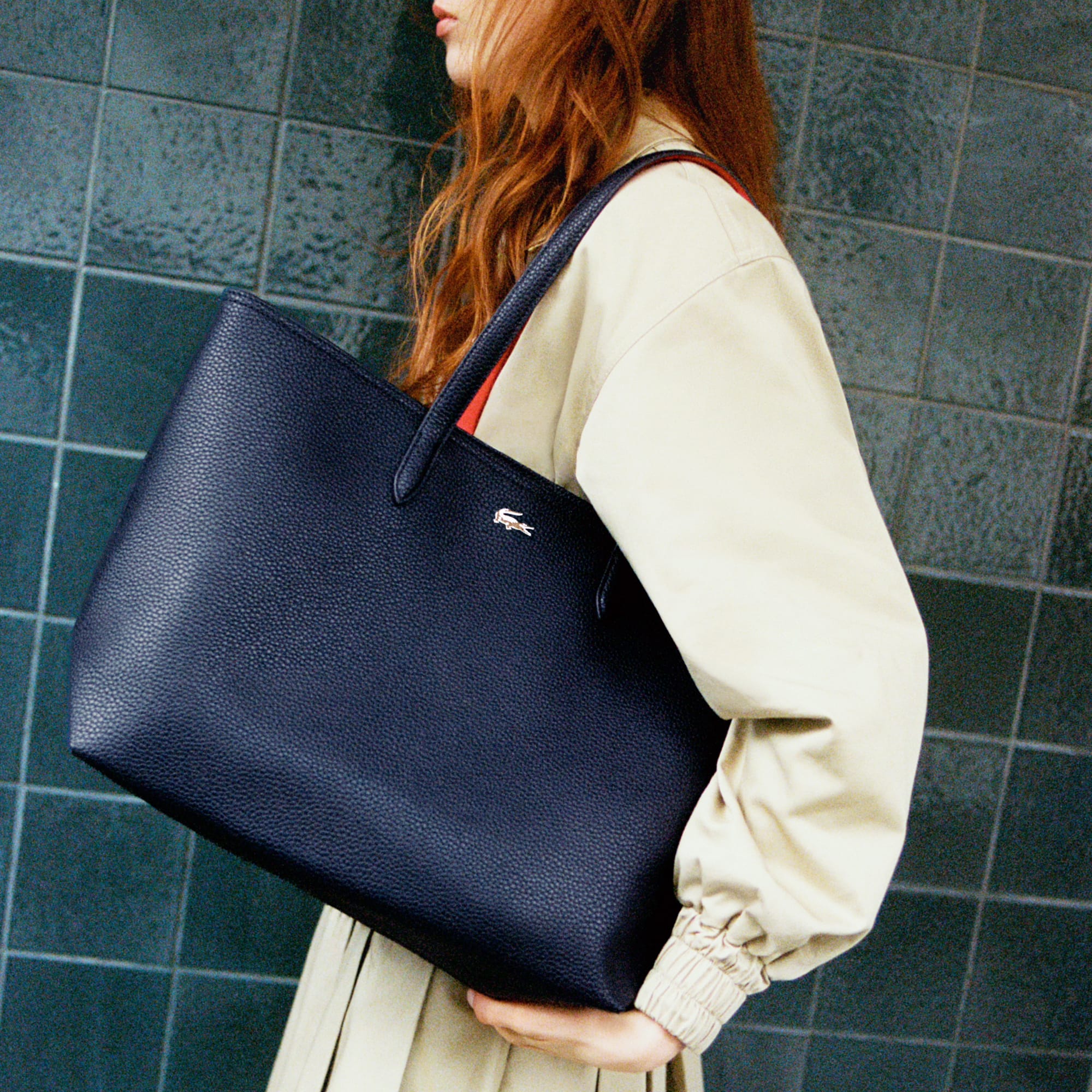 LACOSTE トートネイビー ラコステ LACOSTE ANNA FANTAISIE カラーブロックリバーシブルトート