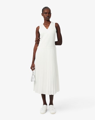 Long Sleeveless Pleated Dress