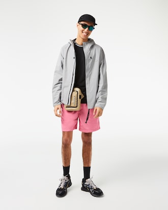 Sacoche zipp&eacute;e homme Lacoste avec d&eacute;tails contrast&eacute;s