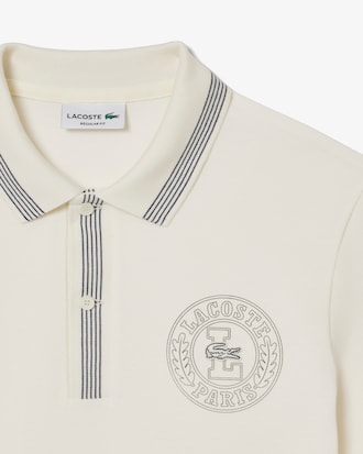 Polo para hombre de corte regular L.12.12 con estampado de distintivos