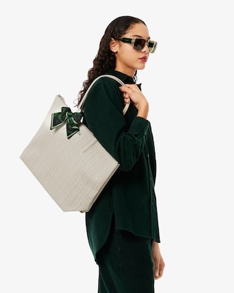 Bolso Tote Grande Perforado L.12.12 Concept