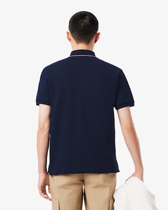 Polo Con Escudo Bordado L.12.12 De Corte Cl&aacute;sico Para Hombre