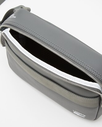 Crossbody con Orillas en Contraste para Hombre