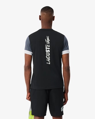 Playera Deportiva con Bloques de Color Estampados