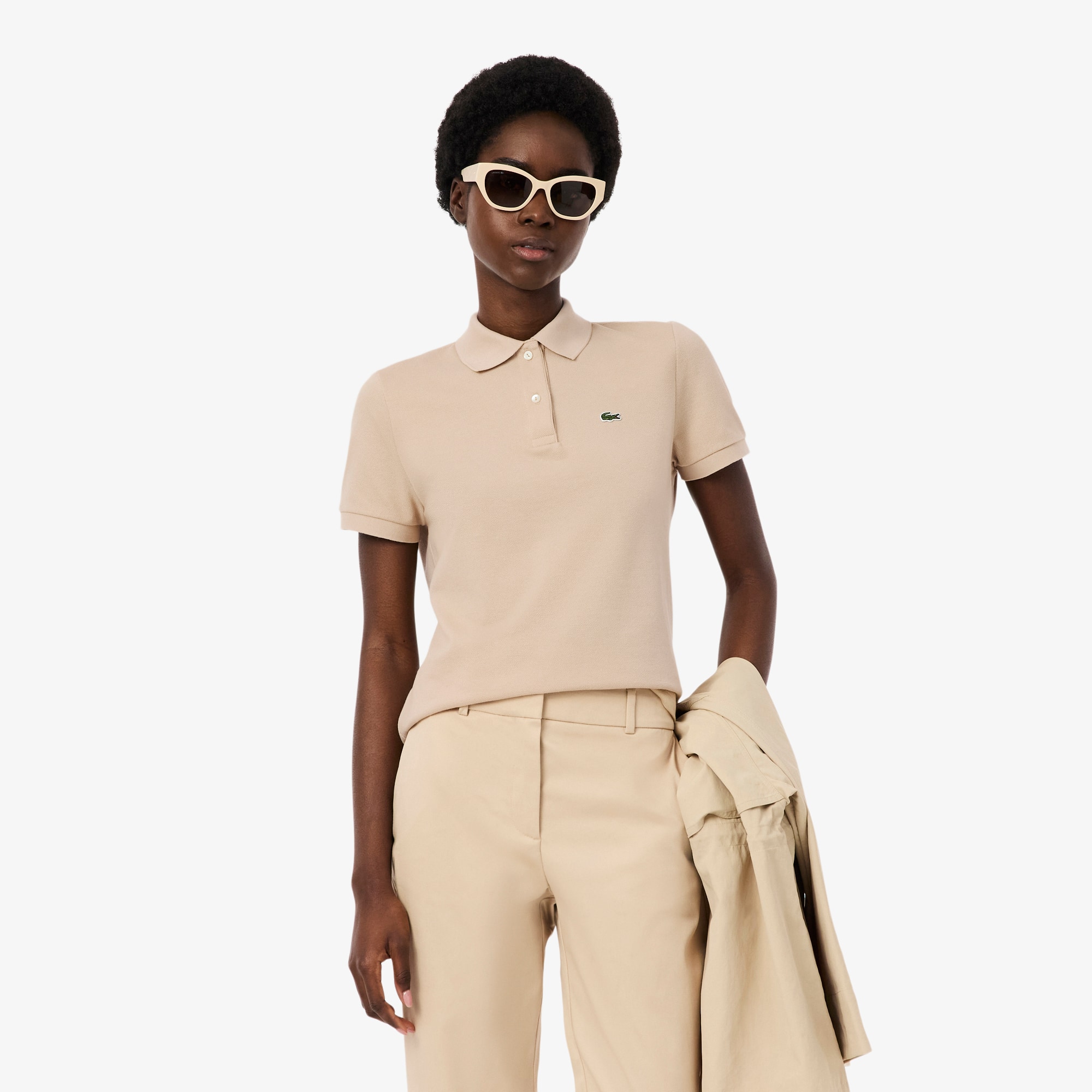 Lacoste Polo de Petit Piqué Suave con Corte Regular para Mujer Beige