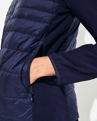 Chamarra Lacoste SPORT para Golf en material t&eacute;cnico para mujer