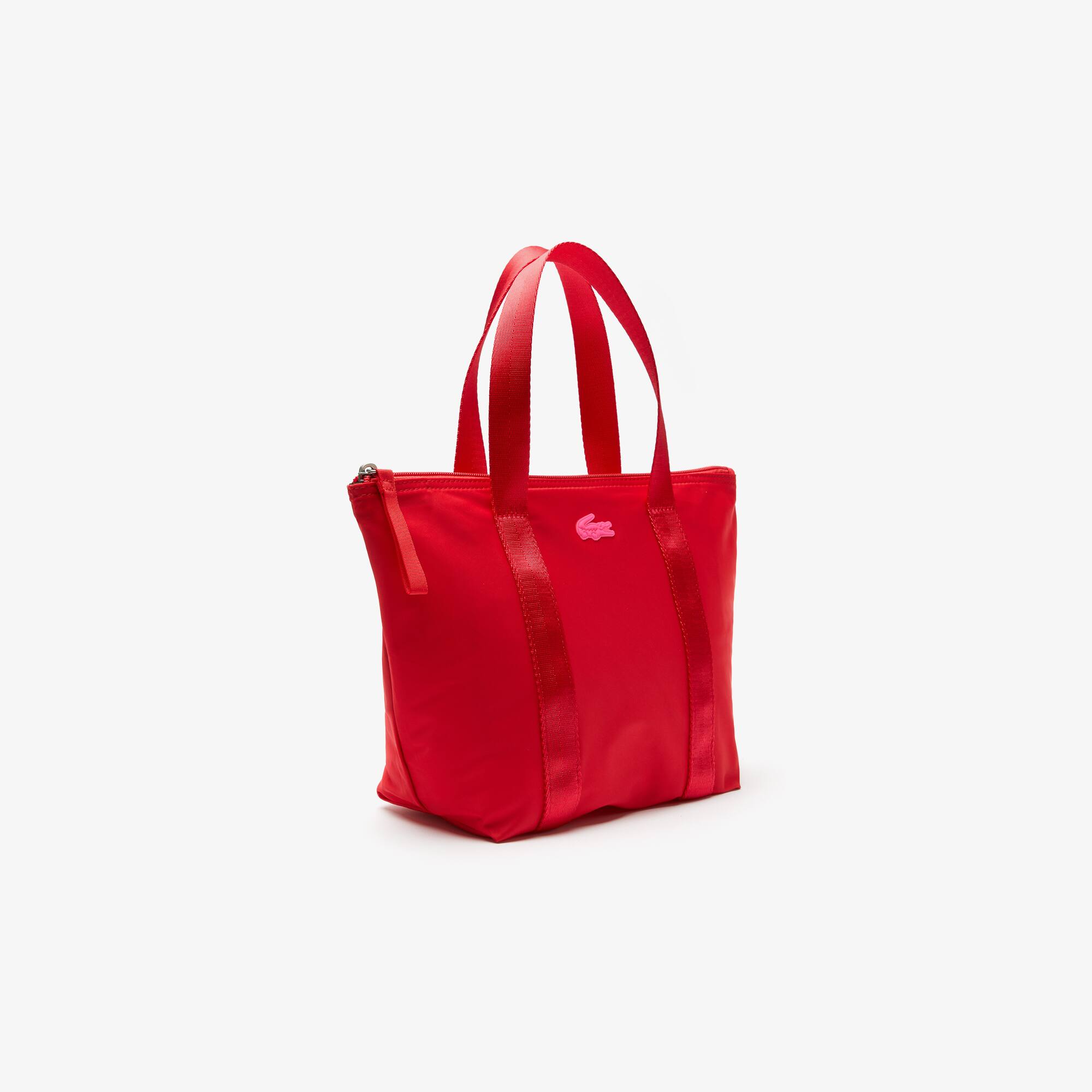【LACOSTE】NYLON 2WAY IZZIE BUCKET BAG ★送料・関税込★ LACOSTE☆IZZIE BUCKET BAG☆Best Seller 25年型☆人気早期完売