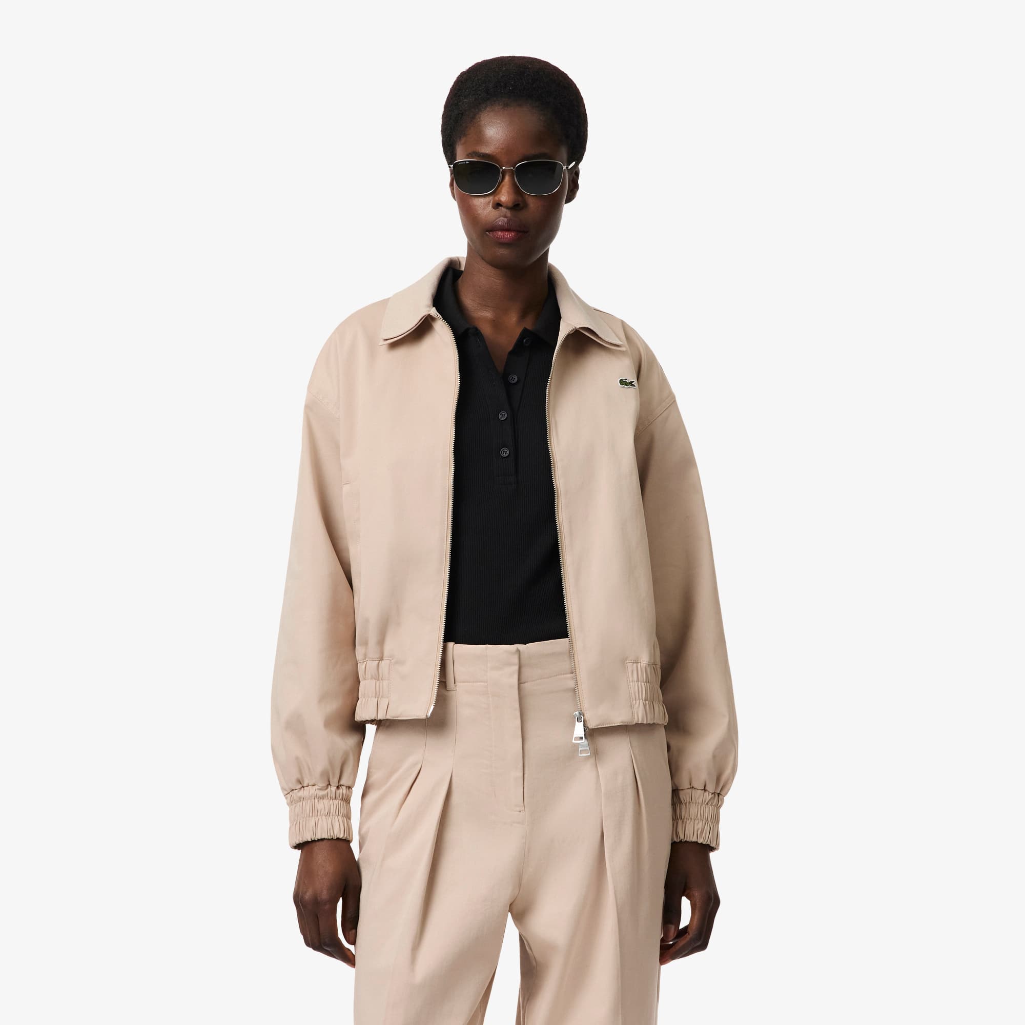Lacoste Gabardina Stretch con Doble Cuello Beige