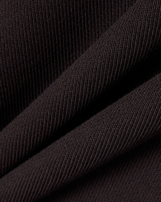 Sudadera de forro polar con m&uacute;ltiples estampados