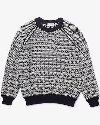 Jersey de mujer de algod&oacute;n org&aacute;nico con cuello redondo y dise&ntilde;o gr&aacute;fico