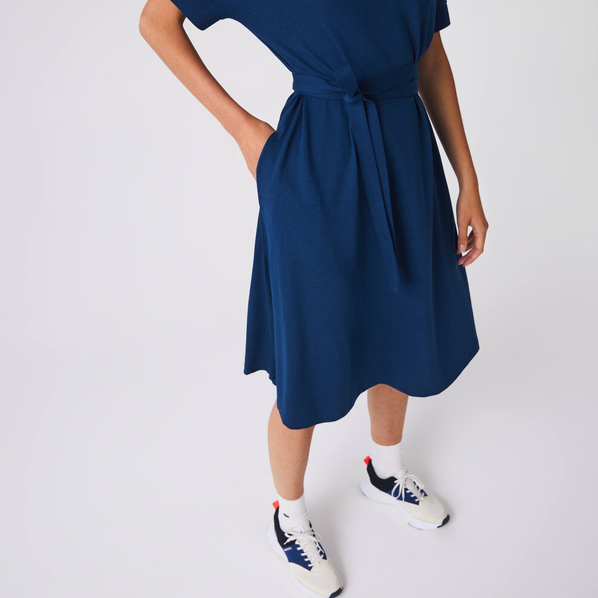 Lacoste｜DRESSES (Sports stretch V-neck pleated dress (E Women's Runway Pleated Jersey Dress - undefined - New In