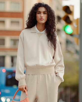 Polo de Sat&eacute;n Relax Fit