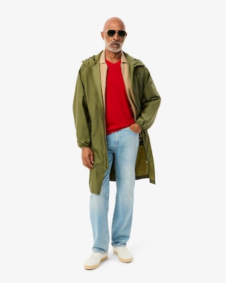 Playera ligera de algodón Pima con cuello en V para hombre
