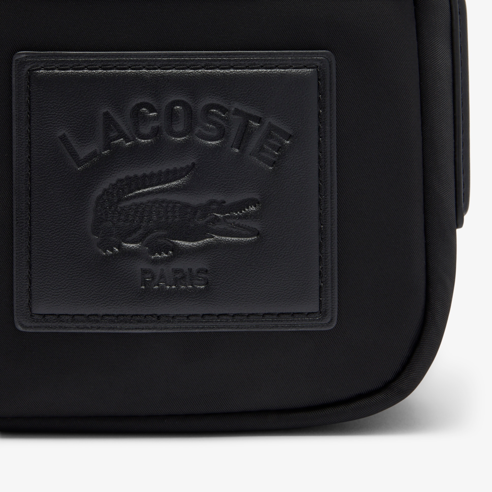 lacoste-classics-satchel-bags-new-in-2026-lacoste