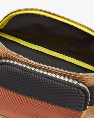 Sac banane L On The Go multipoches avec d&eacute;tails contrast&eacute;s