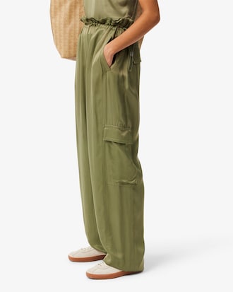 Women's Oversized Cargo Pocket Pants