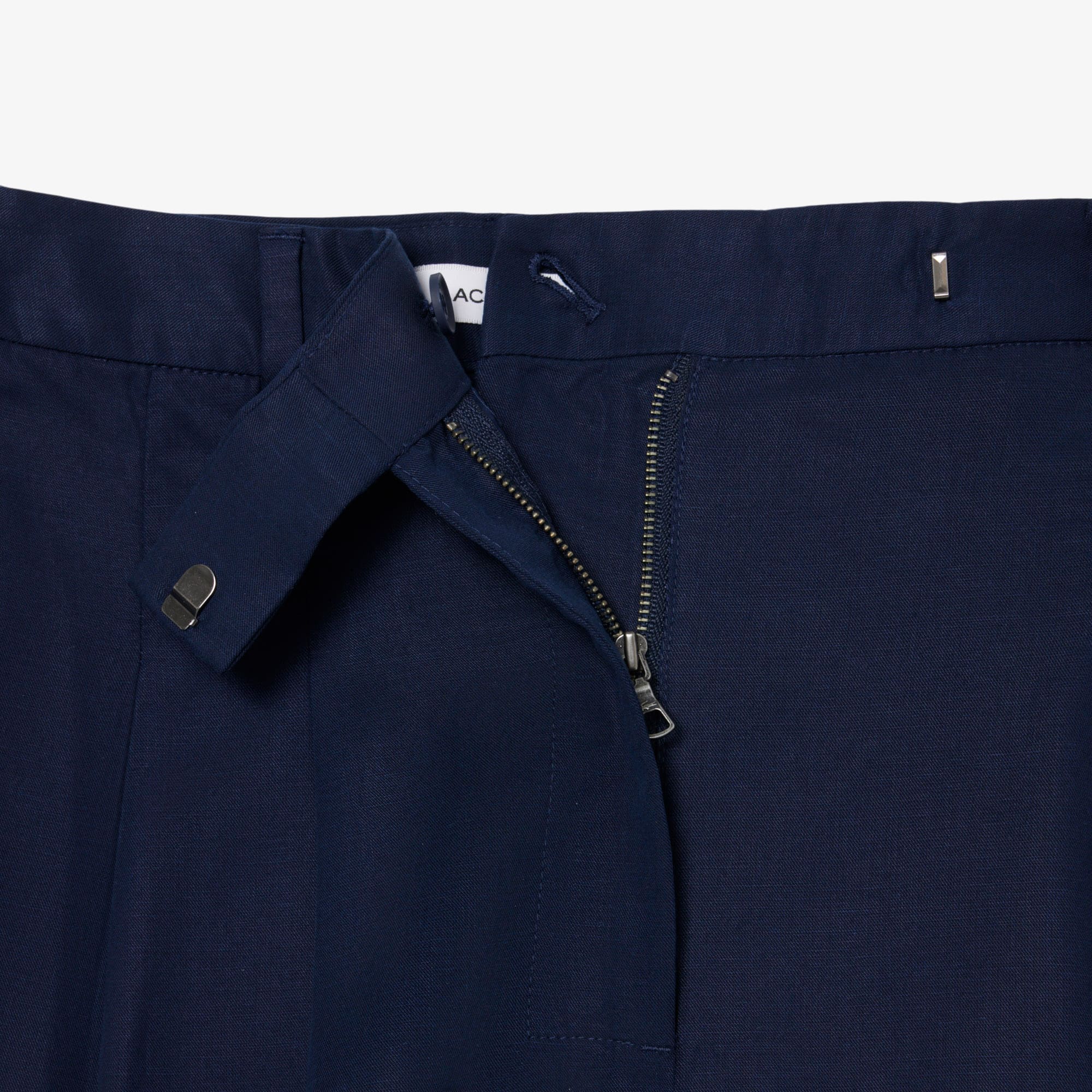 Oversized Fluid Linen Blend Bermuda Shorts