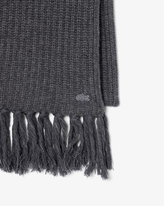 Women's Fringed Wool Scarf