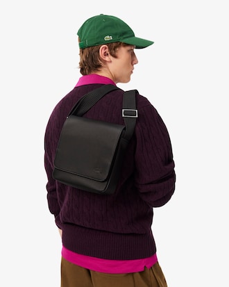 Crossbody Cl&aacute;sica con Cierre de Solapa para Hombre