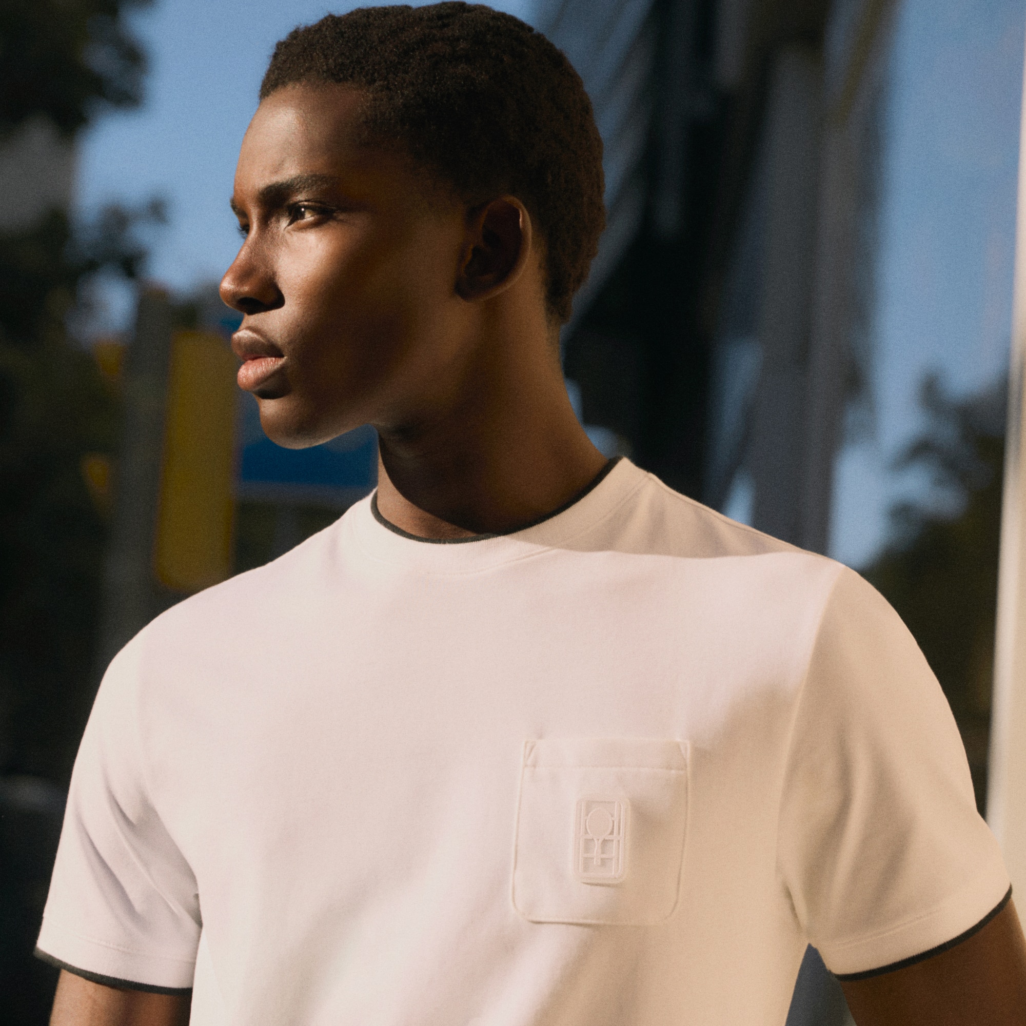 Ultra Dry Tennis Heritage Badge T-Shirt - T-shirts - New In 2026