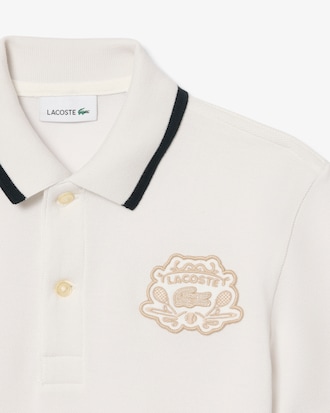 Polo de Petit Piqu&eacute; con Insignia