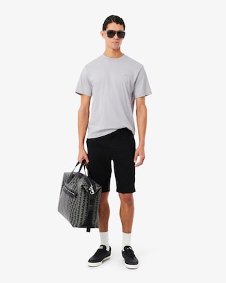 Playera con firma bordada