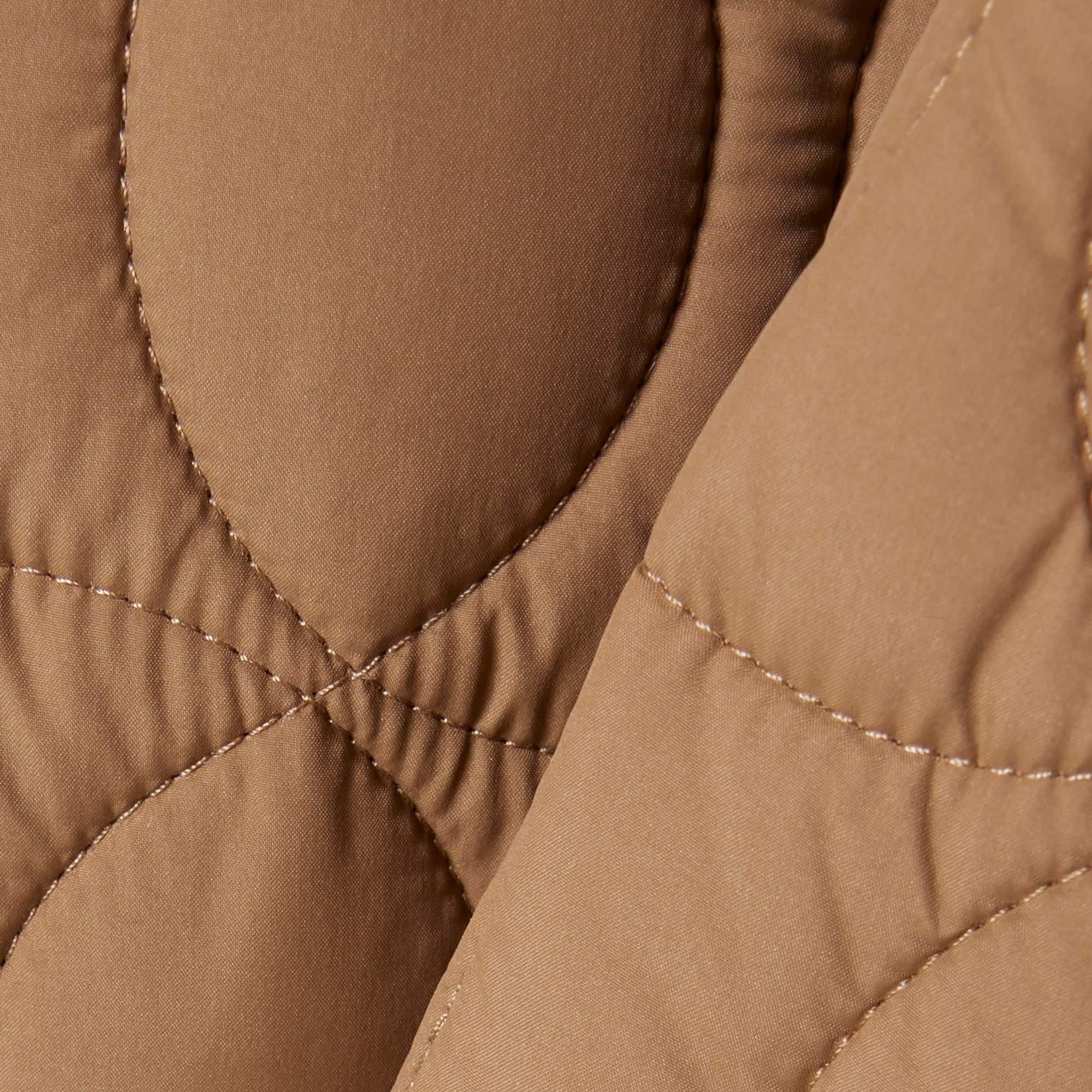 Water-Repellent Tennis Quilted Jacket