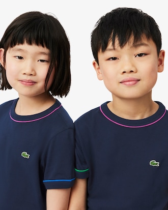 Playera de algod&oacute;n con ribete en contraste para ni&ntilde;o