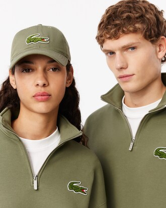 Unisex Loose Fit Badge Accent Half-Zip Sweatshirt