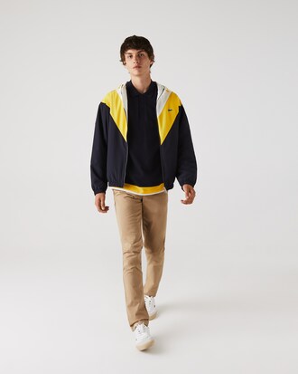 Pantalones estilo chinos slim fit en gabardina stretch para hombre