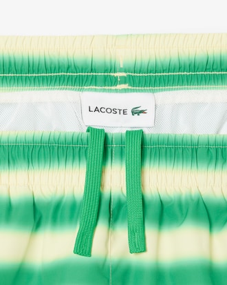 Traje de ba&ntilde;o corto a rayas