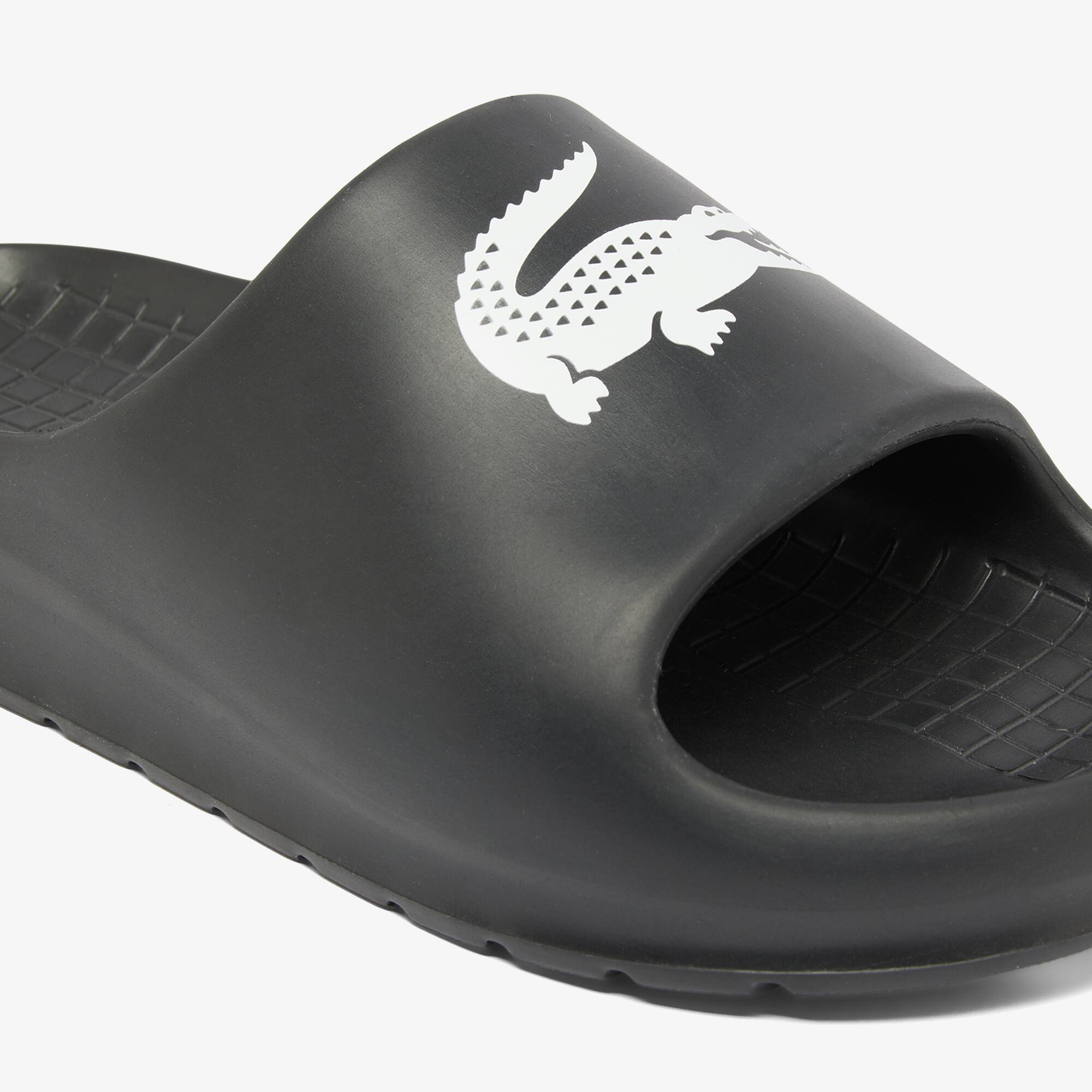 国内買付【LACOSTE】メンズ SERVE SLIDE 2.0 224 1 CMA Men's Serve Slides 2.0 - Slides - New In 2025 | Lacoste