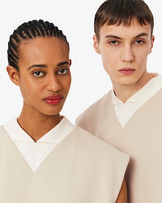 Runway Satin Knit V Neck Sleeveless Sweatshirt