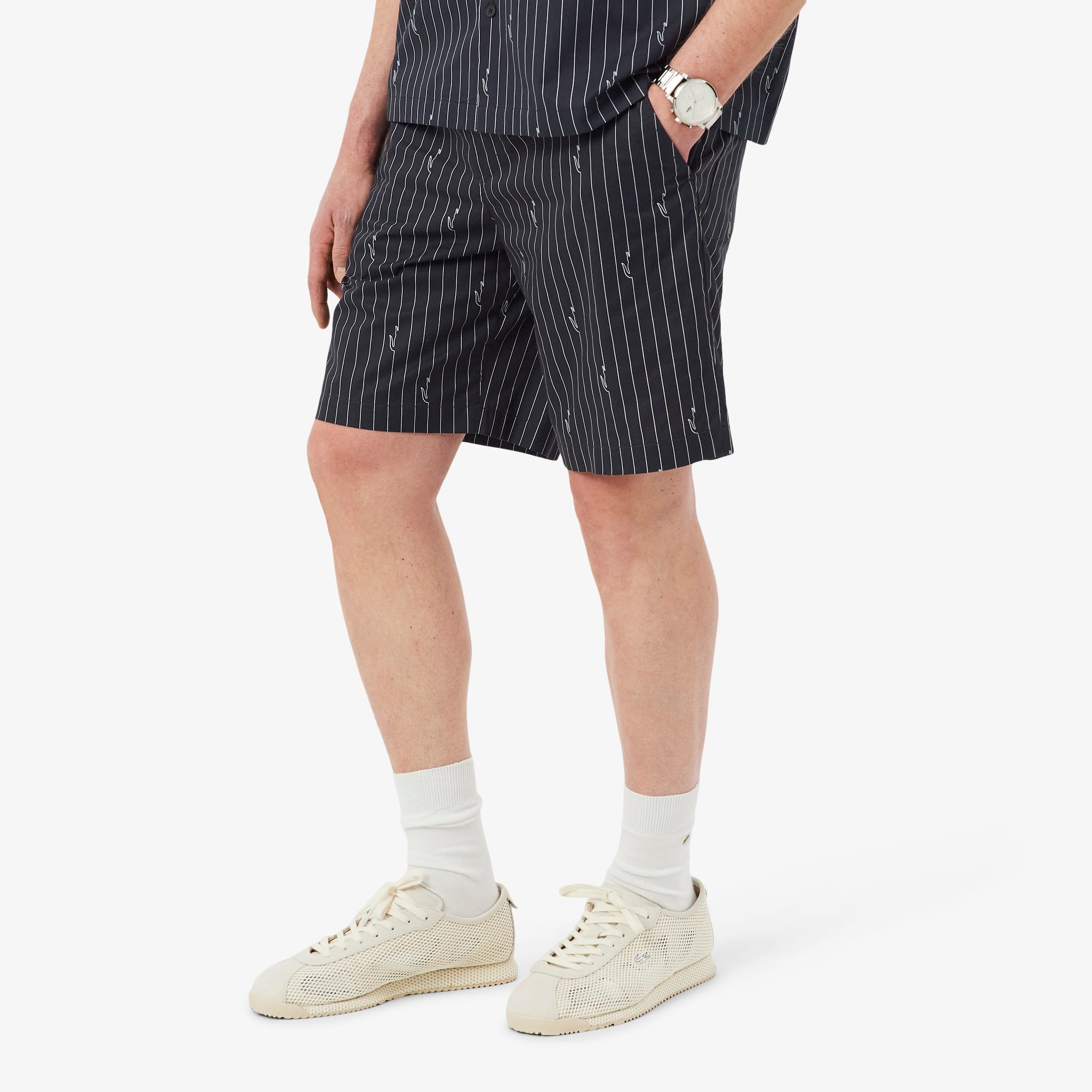 【Sサイズ】V12 TYPO GRID SHORTS 新品タグ付き Crocodile Print Stripe Cotton Shorts - Shorts & Swim - New In 2026